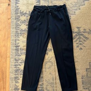 Lululemon stretch high rise pants; great condition. Size 8- no tag DEEP BLUE